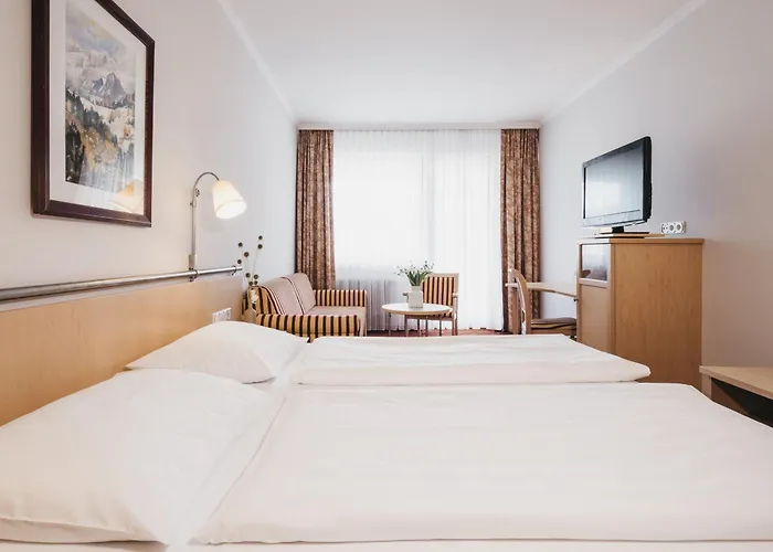 Royer 4* שלאדמינג