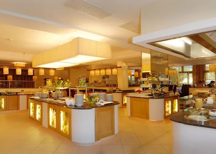 Royer מלון שלאדמינג